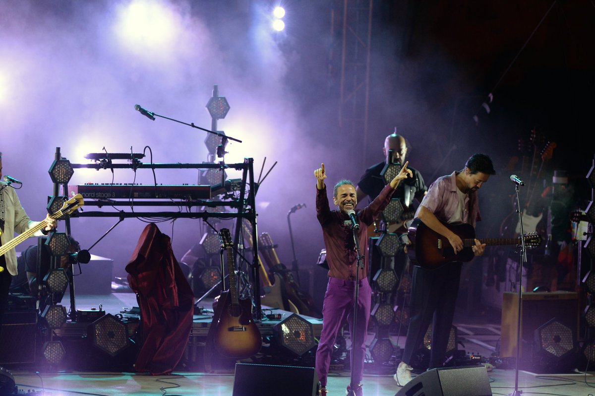 MGMResortsIntl's tweet photo. Kicking off
#MexicanIndependenceDay weekend with show stopping performances by @cafetacvba and #MarcoSolis @MandalayBay! https://t.co/rlOGbc80xw