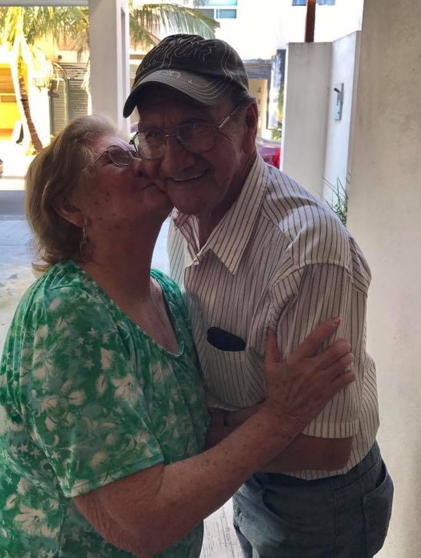 Aquí la razón por la que creo que sí se puede. Felices 62 años de casados a mis titos. Que sigan riéndose, creciendo y haciendo equipo.. ahí donde el amor y el perdón siempre ha podido más que los errores y las diferencias. Ahí quiero llegar..Los amo <a href="/DorysLealMty/">Dorys Leal</a> @xdebrisx