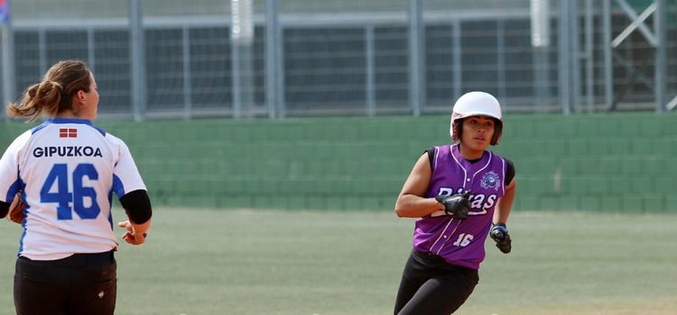 La División de Honor de Sófbol de <a href="/RFEBS/">RFE Béisbol y Sófbol</a> se decide en #LaLigaSportsTV 

<a href="/CBSRIVAS/">CBS Rivas</a>
🆚 <a href="/GoBlues_Softbol/">Atletico SS Softball</a>

📲bit.ly/2kxejjY