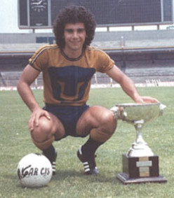 hugosanchez_9's tweet photo. Felicidades a mis Pumas, son 65 años en donde los valores de honestidad,respeto,gratitud,igualdad, responsabilidad social,mentalidad ganadora y mucha garra tienen eminente valor en el ámbito Universitario. Por mi Raza hablará el espíritu. Goya, Goya, Cachun, Cachun, Ra, Ra, Ra. https://t.co/5m4i3AmeDK