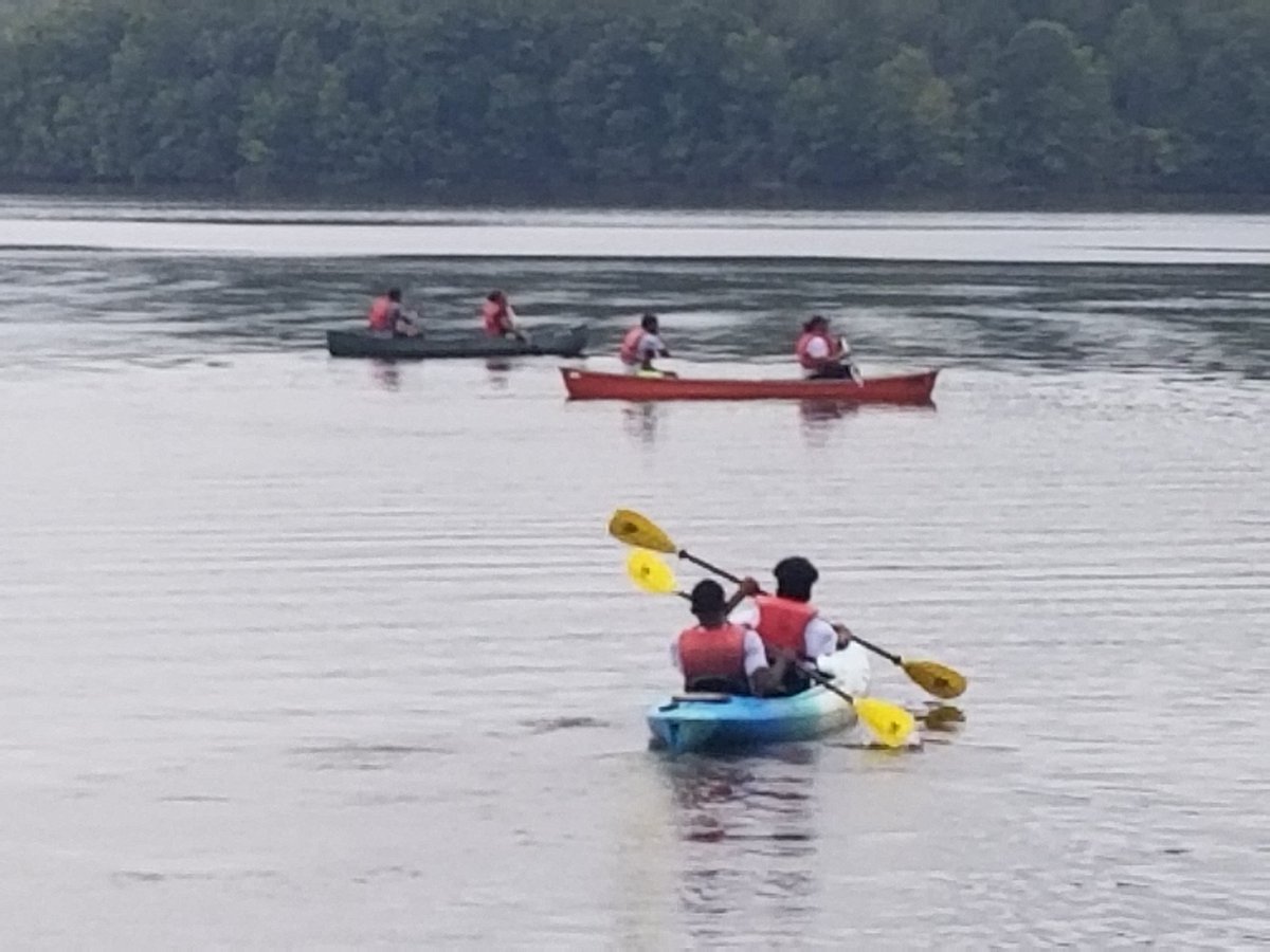 TeasleySl's tweet photo. 1st Canoe rowing practice. In it to win it this time!!!! Concrete Canoe Race 2020 for the ASCE Conference...we will be READY! #NCAT #COENCAT https://t.co/0a9KvXcuPK