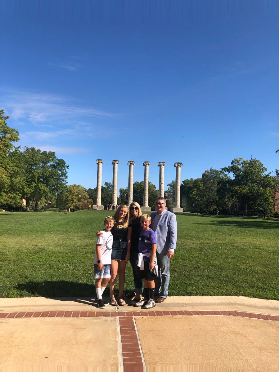 SwatoshM's tweet image. 1st college visit for @ReaganSwatosh  will she choose Mizzou, Arkansas, or MSU? #senioryear #Mizzou #timegoesfast