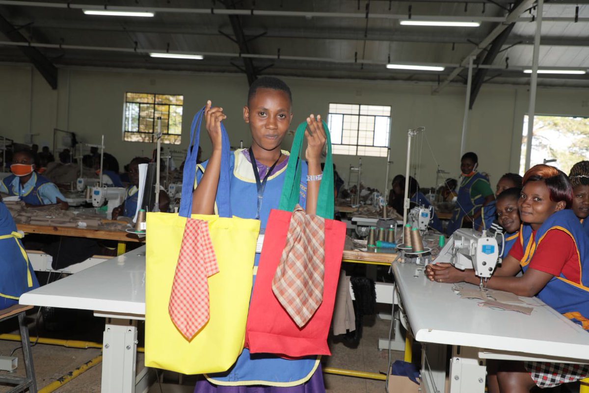 KituiOnline's tweet photo. Wonderful shopping bags and handkerchiefs, made by our former jobless youth, who are now working at the Kitui County Textile Centre (KICOTEC) #MadeInKitui
Available in Kitui stores and shops. https://t.co/aAL0HIsadg