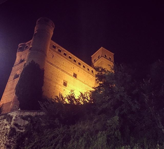 BaroloCastles tweet media