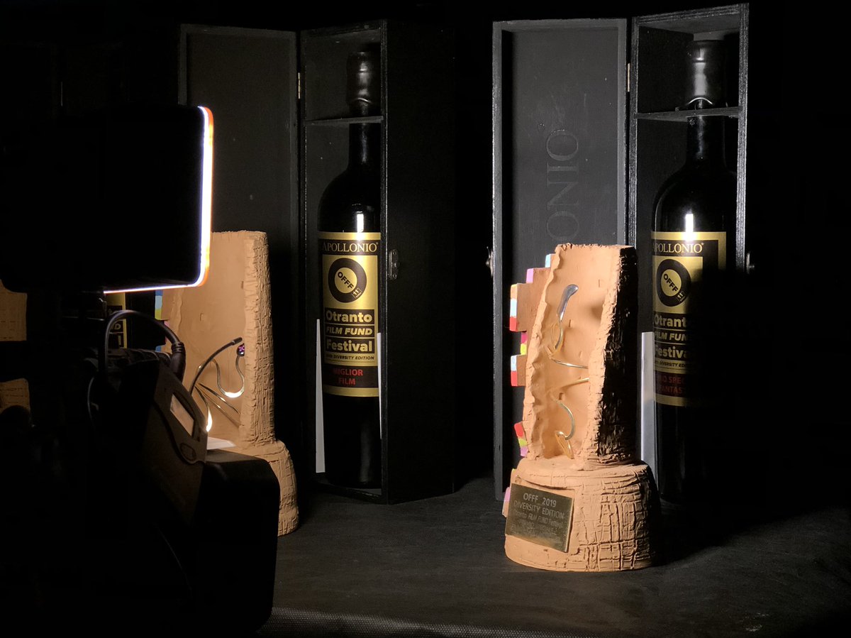 festival_OFFF's tweet photo. 🏆 Sono pronti per essere consegnati i premi #OFFF19: il gioiello e la torre realizzati da @futuro_remoto e le bottiglie di @apolloniovini https://t.co/hoonneJ57s