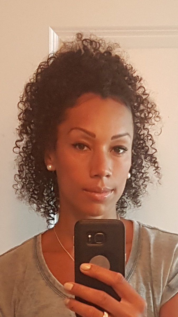 Jade Johnson Oly Cut My Hair A Bit The Other Day Havent Worn My Hair Like This Since I Was A Young Ima Be 40 Years Old Next Year