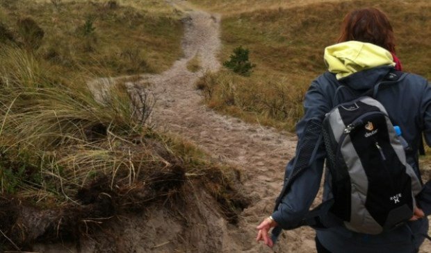 Zomerwandeling in Groet SCHOORL Vanuit het dorpscentrum De Blinkerd vertrekt een zomerwandeling op 14 en 15 september. Deze gaat door de prachtige duinvalleien tussen Groet, Hargen, Camperduin en Schoorl... twib.in/l/XEXbgxpXz5bo via <a href="/Duinstreek/">DeDuinstreek.nl</a>