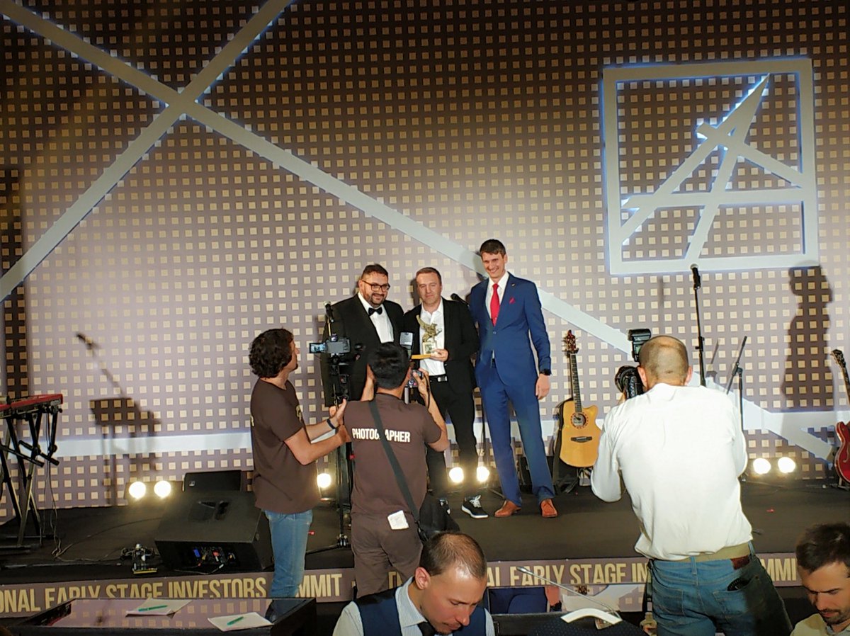 VoxAngelisOrg's tweet photo. The INTERNATIONAL ACCESS TO FINANCE SUPPORT award goes to Andreas Mihalovits! #voxangelis
@amihalovits https://t.co/s6EIBm1hv9