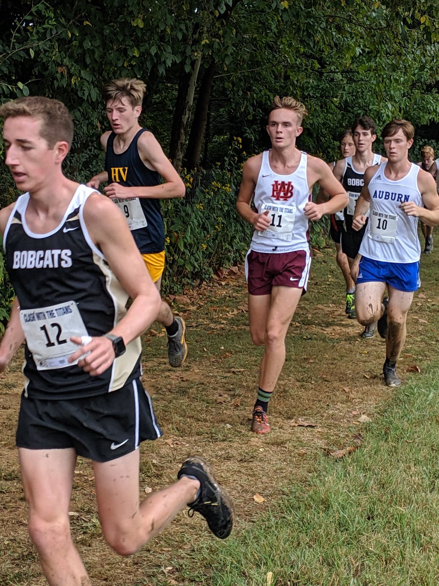 eroyal310's tweet image. Keaton off and running... #terrierxc #getoutandrun