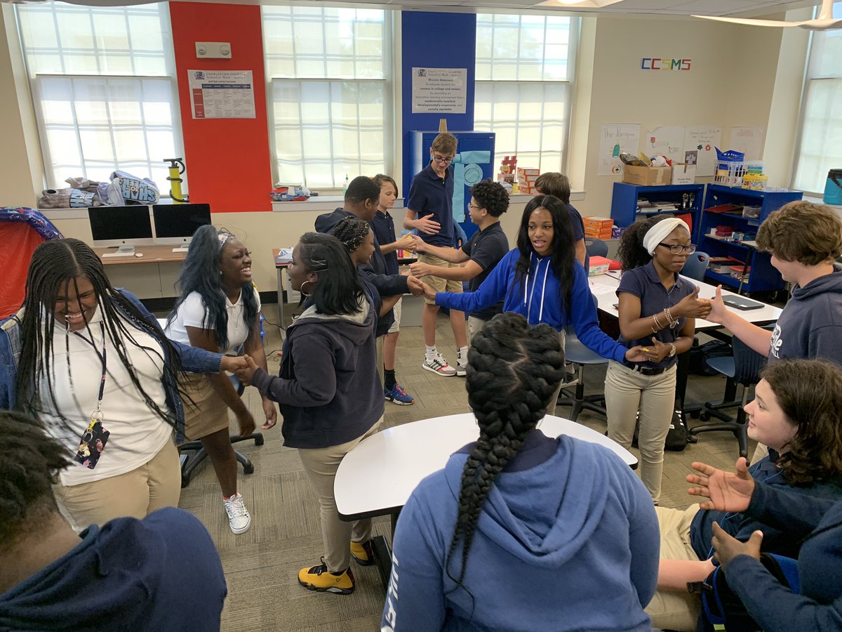 MsBoulineau's tweet photo. Had some serious massive multiplayer thumb wrestling battles! 10 positive emotions! @avantgame #ccsmsroom243 #xlap https://t.co/IhpOJnNIxe