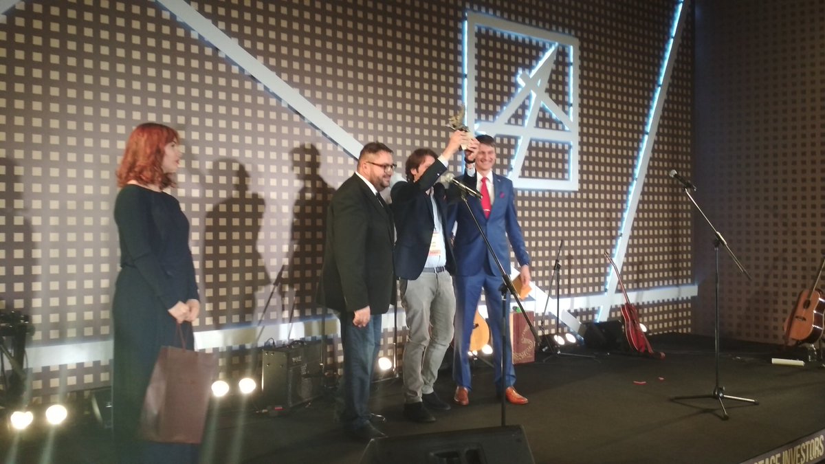 VoxAngelisOrg's tweet photo. The INTERNATIONAL INVESTMENT PARTNERSHIP SUPPORT award goes to Jacopo Losso, EBAN! #voxangelis
@EBAN_org https://t.co/Hw4w9S2zJ0
