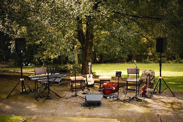 Dreamy setting for #StringsAttached set today ❤️ instagram.com/p/B2ZpitVB1f1/