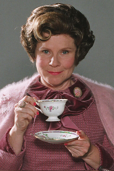 ¿A qué directora de Hogwarts prefieres?

RT - Minerva McGonagall
Me gusta - Dolores Umbridge