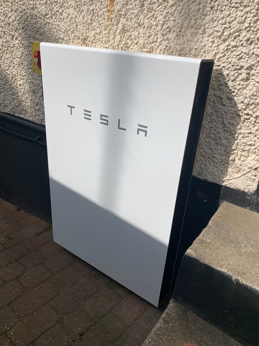 JustRenewable's tweet photo. Another very happy #Teslapowerwallcustomer in #Sheffield https://t.co/IjJWur9UCG