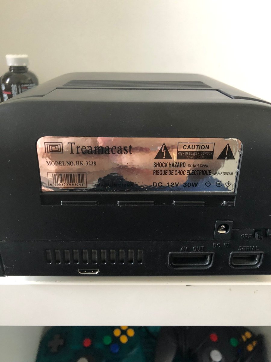 8bitmods's tweet photo. Oh the Treamcast is back! This way a black version. MUCH better build quality overall. @citrus3000psi's DCHDMI and the latest FW version by @chriz2600 works like a treat. Also gave it the GDEmu treatment. Talk about a unique console :)
#Treamcast #Dreamcast #dchdmi @TheDCJunkyard https://t.co/PQ09nUp7kQ