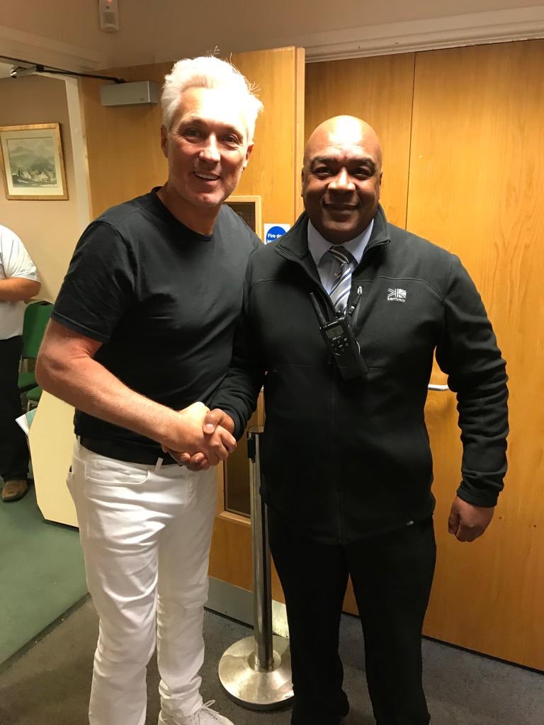 Proud to be providing the event security <a href="/UppermillCivic/">Uppermill Civic Hall</a> and even better to be in the company of <a href="/realmartinkemp/">Martin Kemp</a> 👌🏼<a href="/SpandauBallet/">Spandau Ballet</a> #valley #oldhamhour #security #eventsecurity #manchestersecurity #spandauballet #martinkemp #80s #legend #true #GOLD