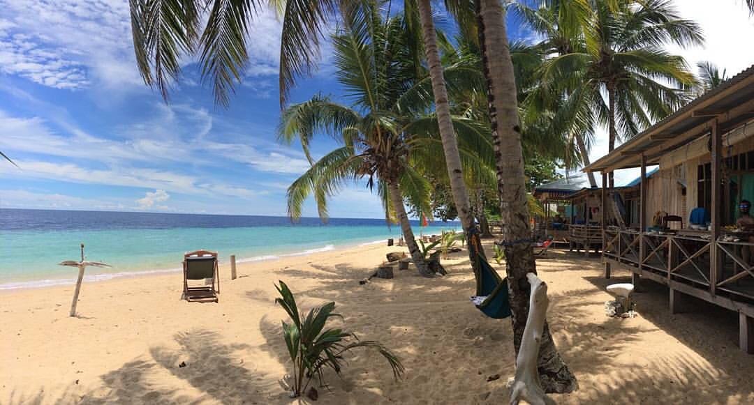 Ngetes tradisi tanggal 15-nya #AyoKeMaluku

Selamat hari minggu <a href="/MalukuBaronda/">Maluku Baronda</a> <a href="/tero2_boshu/">Burhan</a> <a href="/almascatie/">almascatie</a> <a href="/malukupedia/">malukupedia</a> <a href="/ambonbergerak/">#ambonbergerak</a>