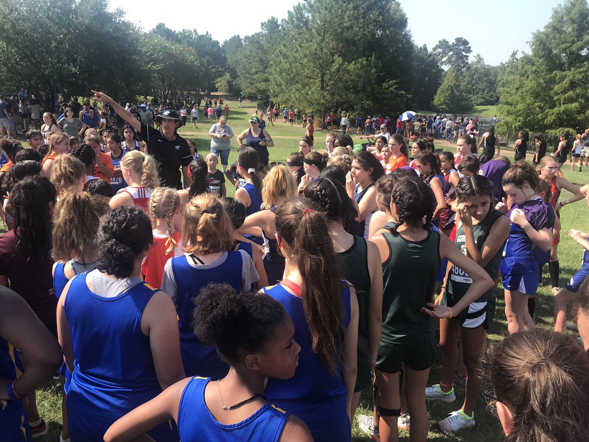 CumberlandMs's tweet photo. More pics from CAMS XC team competing at the Grace Cougar Prowl meet. https://t.co/pUq0S7OA2r