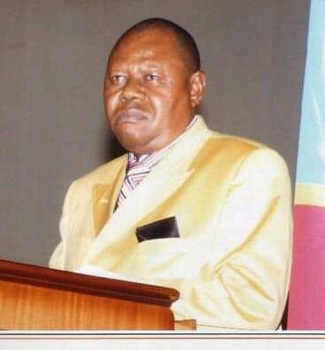 Mon père 💔😭
Honorable Crispin Kalala Mpotoyi n'est plus !
Mon mentor s'est éteint dans la nuit du Samedi 14 à 22h
😭😭😭😭😭😭😭😭