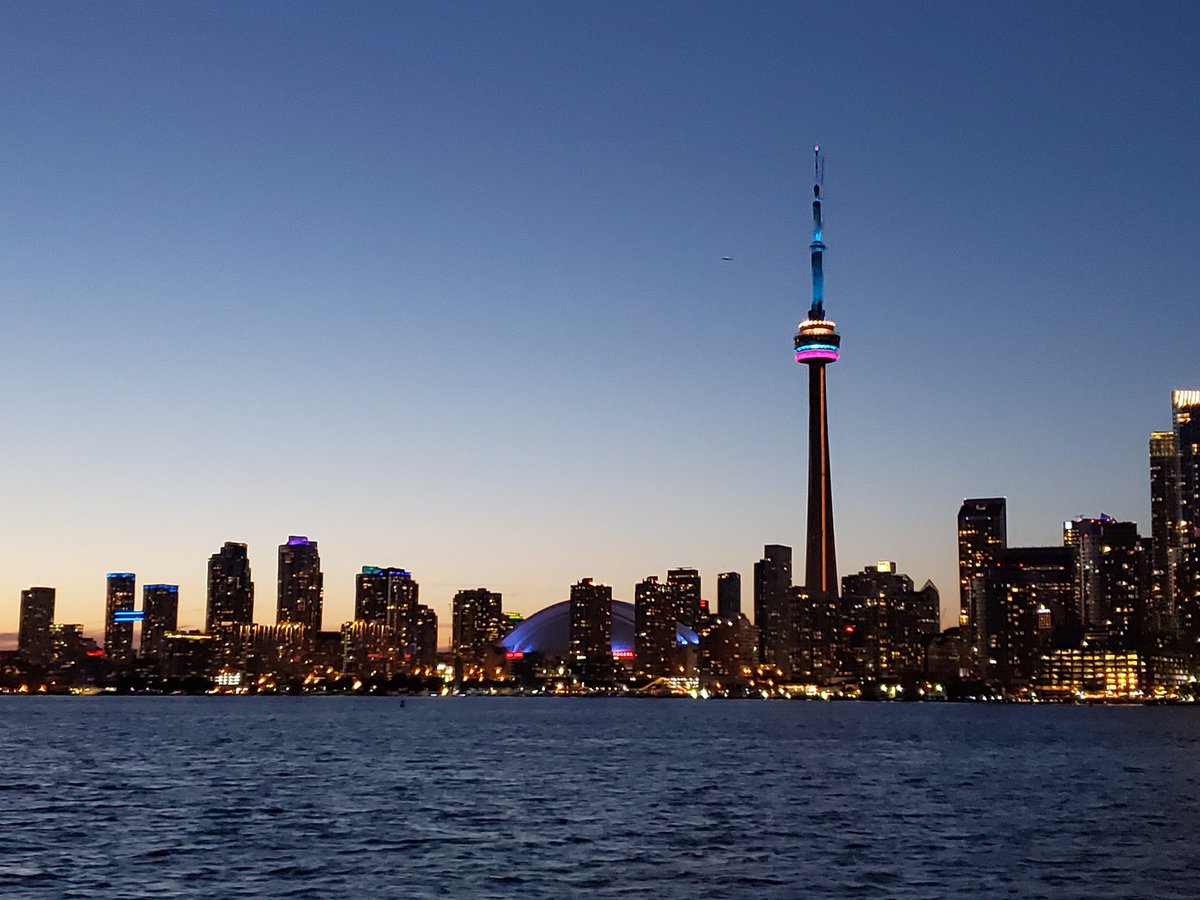 高知県よさこいアンバサダー 高知県観光特使 田中恵美子 Emiko Tanaka トロントアイランド での演舞が無事に終わりました 帰りのフェリーからの景色にトロントに帰って来たんだと実感 日本も大好きだけれどカナダも大好きです カナダ