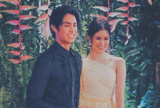 MyDkHeart2's tweet photo. Sobrang laking bagay na wala silang kadate kagabi! As in super!!! At may meaning yun.. At yung pinaguusapan at pinagtatabi pa rin sila sa mga paarticle.. I feel something... 😊

#ABSCBNBallFanFaveKISSES3peat 
#DonKiss https://t.co/owRIg8YNBa