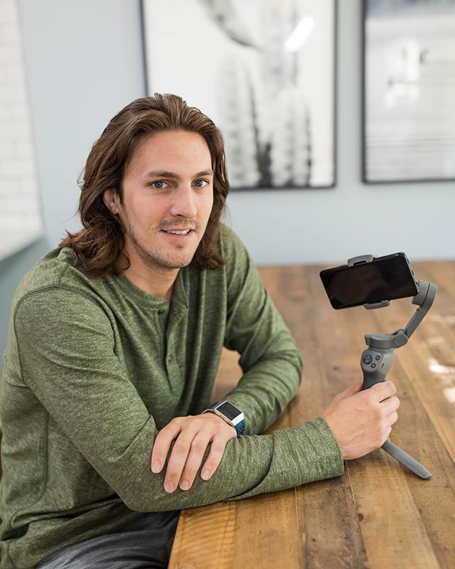 Lame photo....cool gimbal 😆
We have 10+ cameras, and tons of other gear we use to make our videos, but gimbals make a MASSIVE difference in how good our videos turn out. This is <a href="/DJIglobal/">DJI</a> ‘s newest gimbal, and at just $119 it’s our favorite before e… ift.tt/32ISwq0