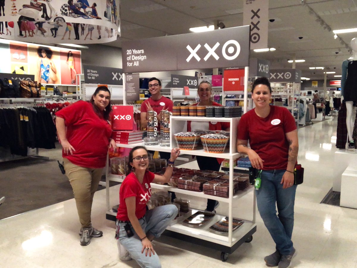 maddspresto's tweet photo. So thankful for my amazing team for making this 20th anniversary set a reality #teamworkmakesthedreamwork #Target20 #TargetStyle @HorvathSeth @kelsienoe @I_Tob26 https://t.co/0Z9x8X8rNM