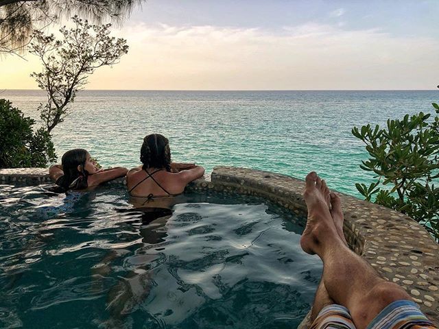 Glance out into the sea and look as far as you can see. 😍 #jamaica #jamaicainn #visitjamaica #jamaicaexperiences #islandlife #scubadivejamaica ift.tt/2AnEeyE