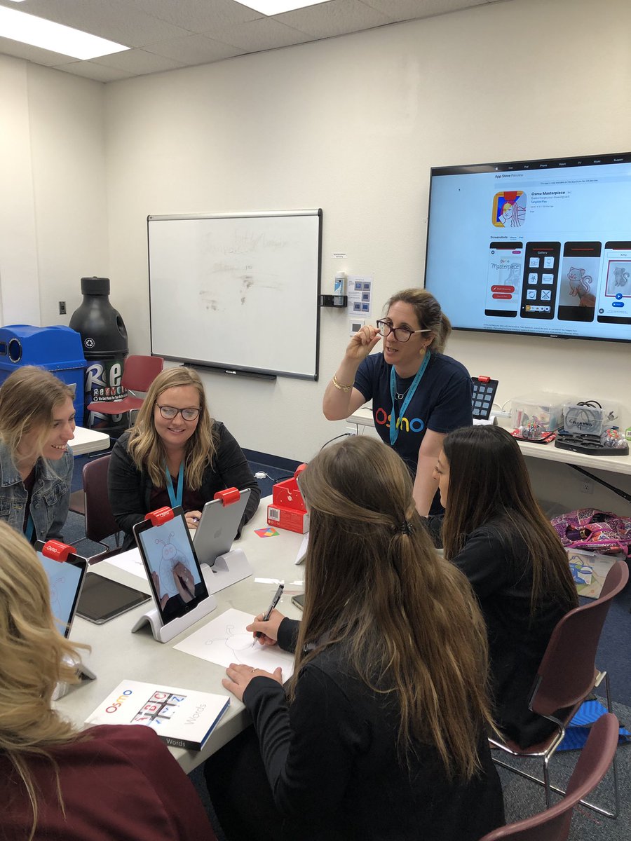 TheSJCOE's tweet photo. Elizabeth Lowy’s make-and-take session showing how @PlayOsmo can be used to teach K-2 students everything from writing to the fundamentals of computer coding. #sjcoetechsummit https://t.co/kq5rQJcVjU