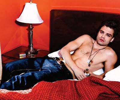 epicficrecs's tweet photo. @rosesnfeathers @VenusMonstrosa This Steve with this Bucky 👀
#thisStevewiththisBucky #thisChriswiththisSeb #tcwts #tswtb https://t.co/HLdSvrDILt