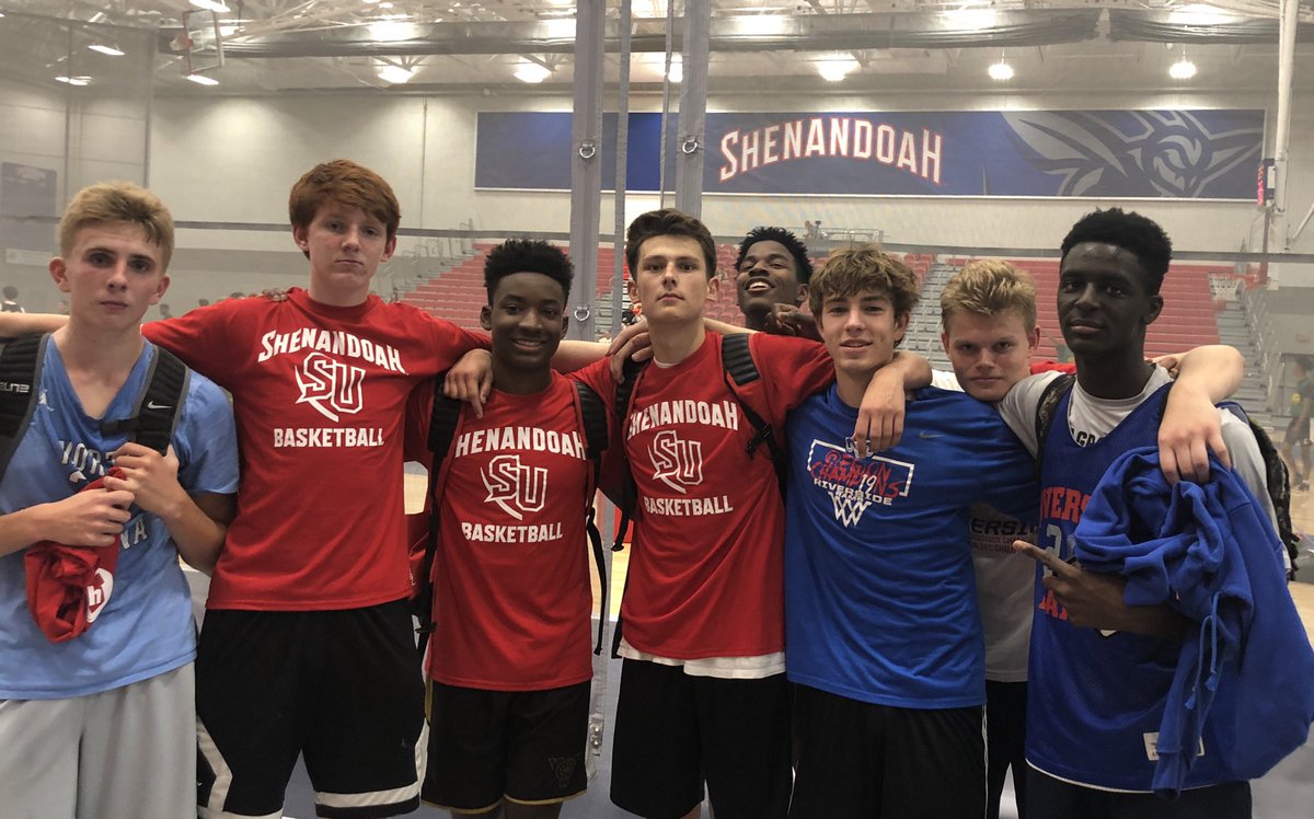 RHS_Rams_Hoops's tweet photo. Rams Hoops goes 3-0 @SUHornetsMBB Team Camp today.  45-26 W over GMHS; 58-53 W over Veritas Collegiate Academy; 49-38 W over NS Warriors.  Reichard scores 25 vs VCA; Everett had 14, 13, 10 pt efforts. https://t.co/MnpjpCWs9o