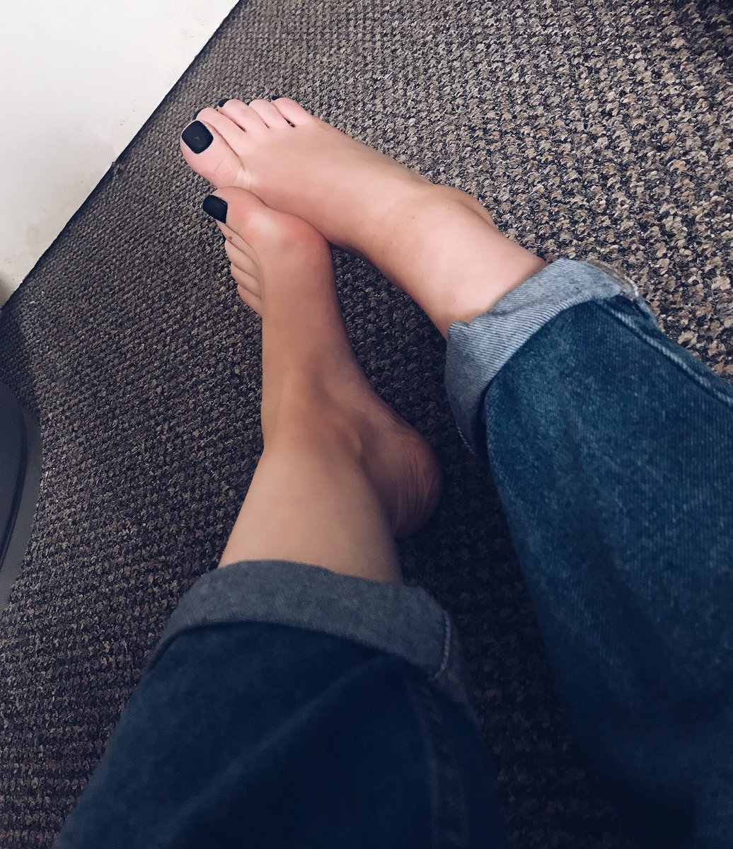 SpoilMissC1's tweet photo. FLASH RT GAME 🚨 
£2/£2/£2 for 10 minutes!
2 comment limit!

He’s been a bad sissy, so he needs thoroughly punishing!😈

#rtgame #walletrinse #walletdrain https://t.co/YNrQJowgPw