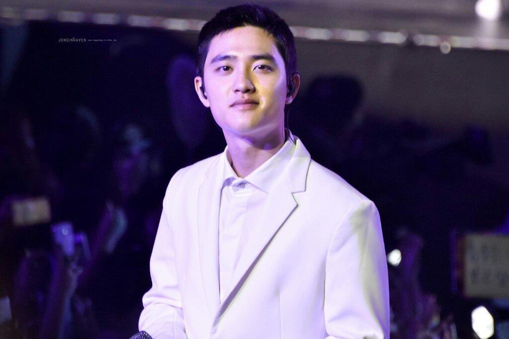 *•.¸♡ 𝐃-𝟒𝟗𝟖 ♡¸.•*I hope you enjoyed chuseok with your family, and that you’ll always be happy and healthy. You deserve all the love in the world   #도경수  #디오  @weareoneEXO