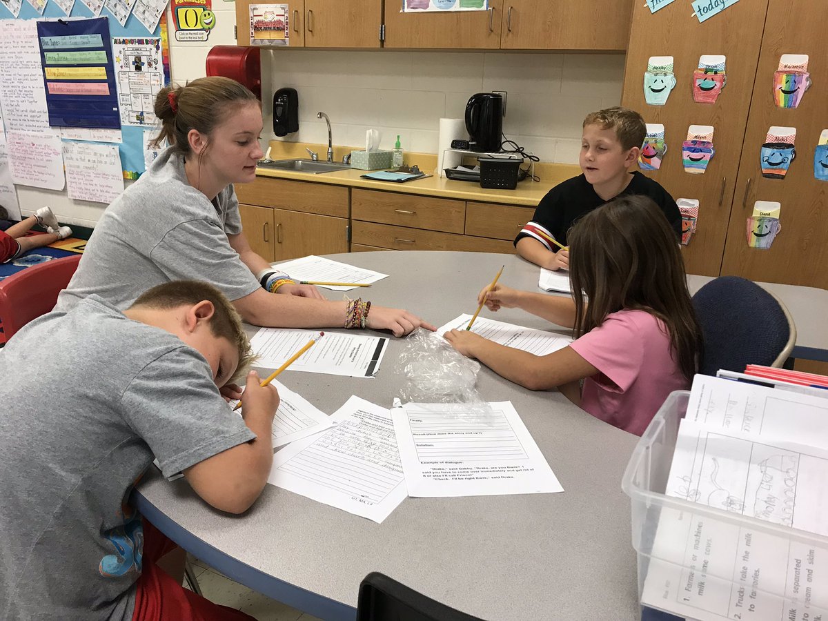 So lucky to have Katie in our classroom, mentoring and being a great helper to our third graders! <a href="/MckenneyKristi/">Kristi Mckenney</a> <a href="/MulberryEagles/">Mulberry Elementary</a>