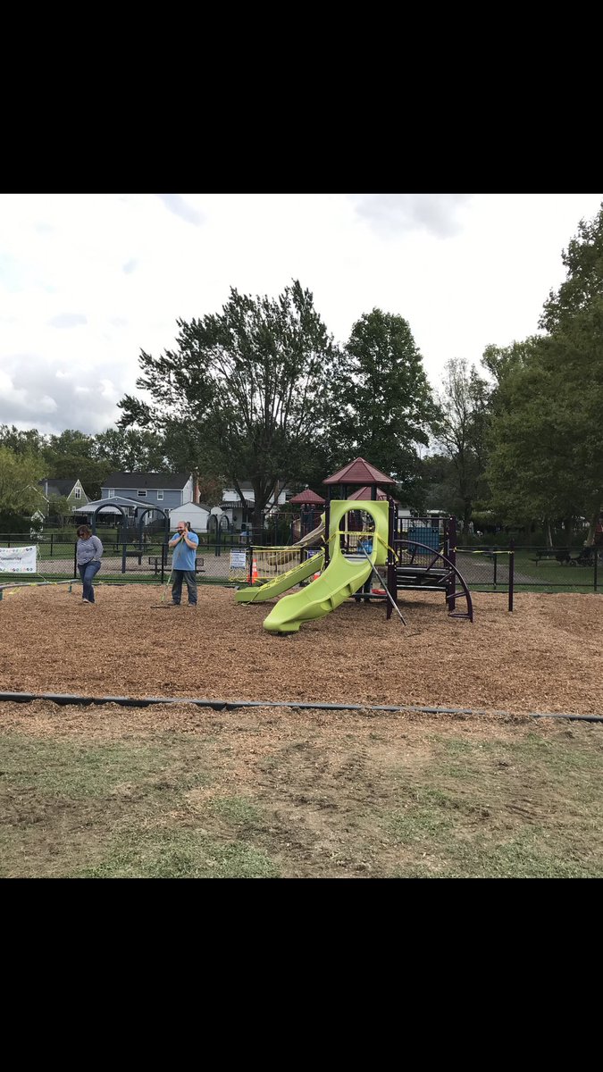 And that’s a wrap!! Thank you to all of our volunteers for all your hard work. The kids will love it 🥰  #CASlearns #HCSDlearns