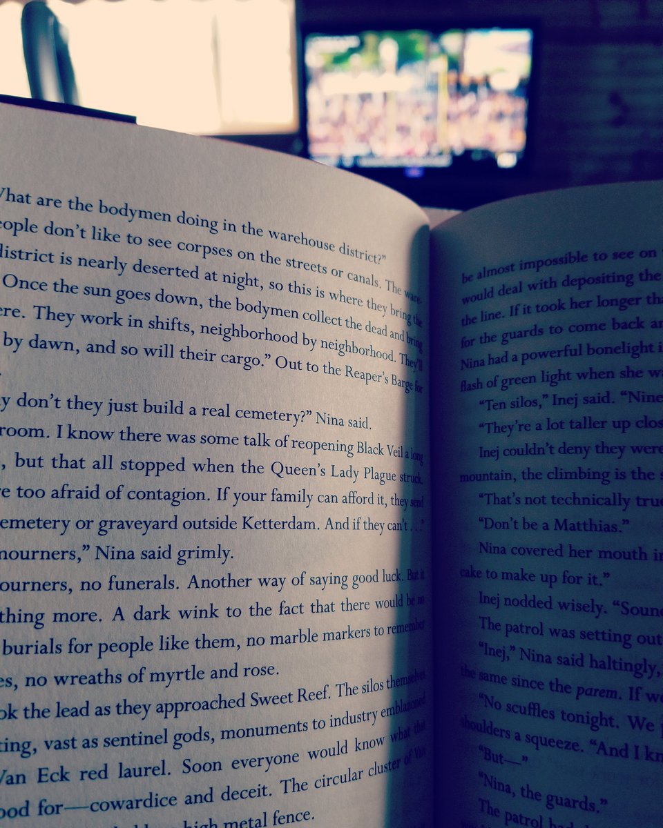 siemsclassroom's tweet photo. Stealing minutes for reading during the game delay #SiemsReads #CadetsRead #GoHawks ππ€π https://t.co/JV6QqZWSn1