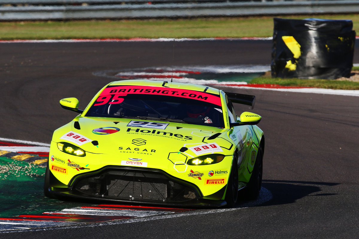 pkibbleracing's tweet photo. Starting P4 for the race tomorrow, big thanks to @OfficialTFSport and @AMR_Official. Feeling confident that we can fight for the win⚡️#TFSport #TeamMBP #AMRdriveracademy https://t.co/UjOofIQhvV