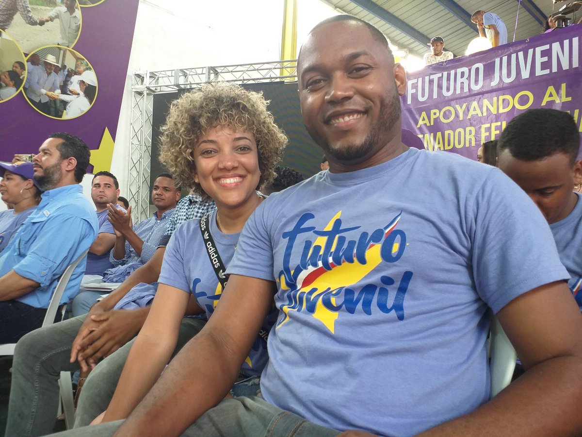 MiPrimerVoto3's tweet photo. La juventud se siente contento al saber que tiene quien lo representa y seguirá representando en el Senado ese es @FelixNova_ para usted 4+
#JuventudConFelixNova 
#FelixNovaSeguimosTrabajando https://t.co/YhXMKWrZdr