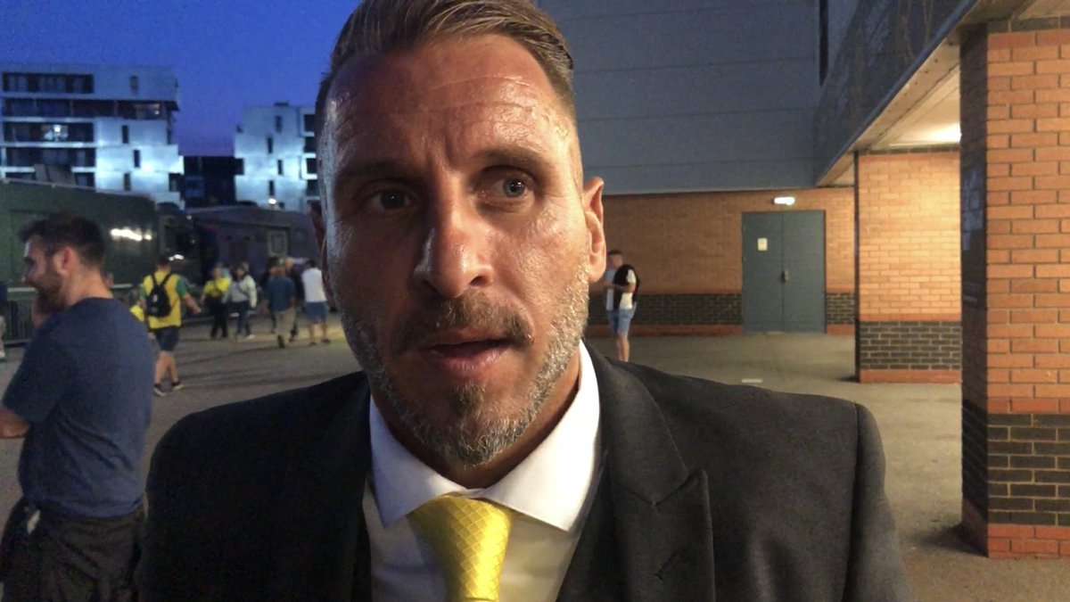 IanCheeseman's tweet photo. Here’s the YouTube version of my latest vlog, all those who RT this and subscribe to the channel go into a draw for two tunnel club tickets for next Saturday’s game against Watford thanks to @hot_click #ManCity #NORMCI #ncfc @hucks6dh6 
 https://t.co/BbloS4Jsl0 https://t.co/cJSj3ZnMCm