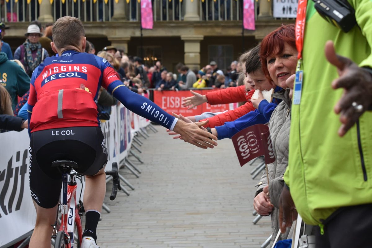 Team WIGGINS Le Col tweet media