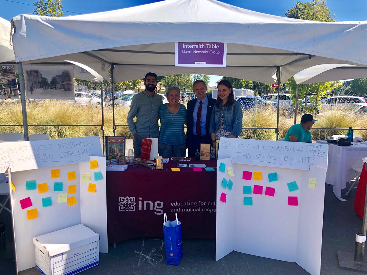 ING_org's tweet photo. Sunnyvale Mayor Larry Klein stopped by ING’s booth with staff and volunteers at the annual Sunnyvale State of the City event. People attending the event discussed their visions of a world where interfaith harmony exists and their ideas for making those visions reality. #ingorg https://t.co/a9uI9epKF5