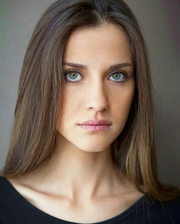 Benim konuşmama gerek yok fotiş yeterince konuşuyor zatenn