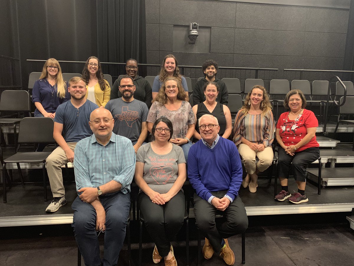 PattyMorenoFA1's tweet photo. Congratulations to these teachers for completing an intensive Kodaly music training series! So proud! @KodalyToday #AISDGameChangers @kodalyedu_tx #MusicEd https://t.co/qhziA0Lj37