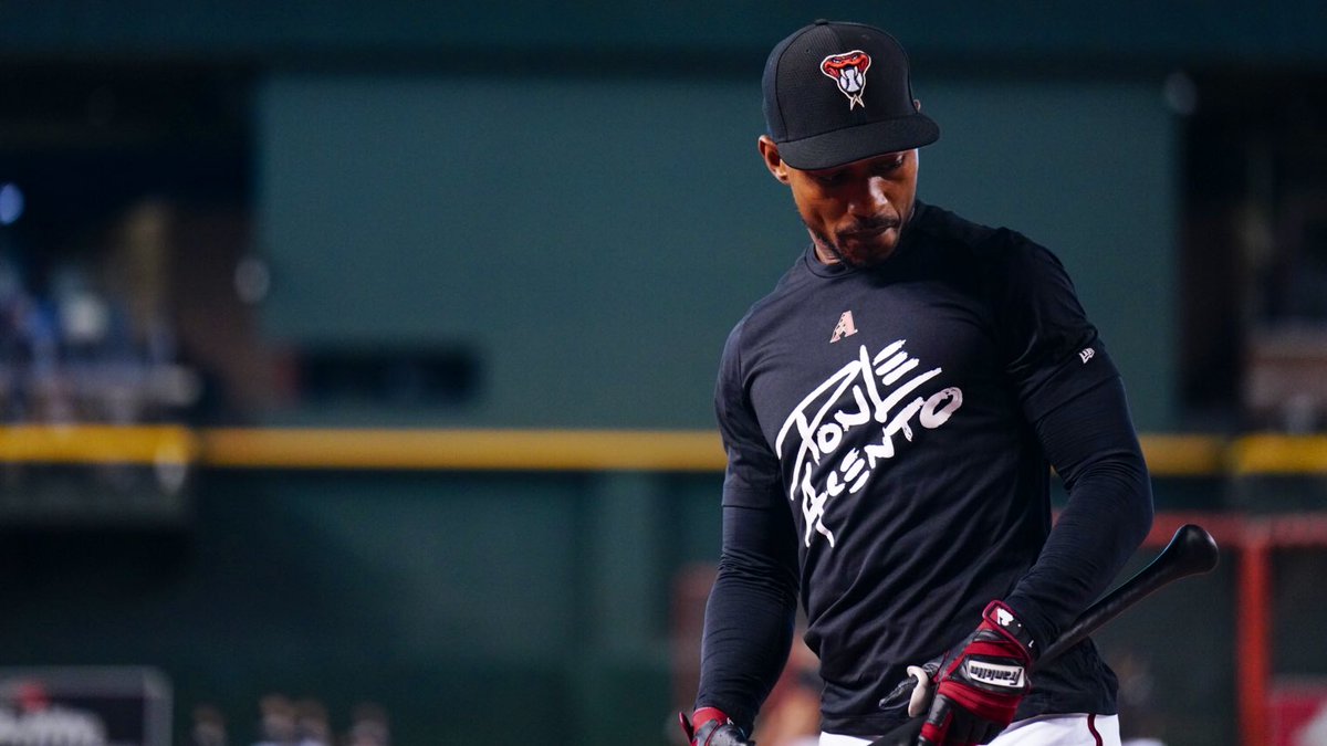 Dbacks's tweet photo. Don’t forget el acento.

RT to enter to win a clubhouse-exclusive #PonleAcento BP shirt! 

Rules: https://t.co/NNbippcgZT https://t.co/AJ1E7OW3h0