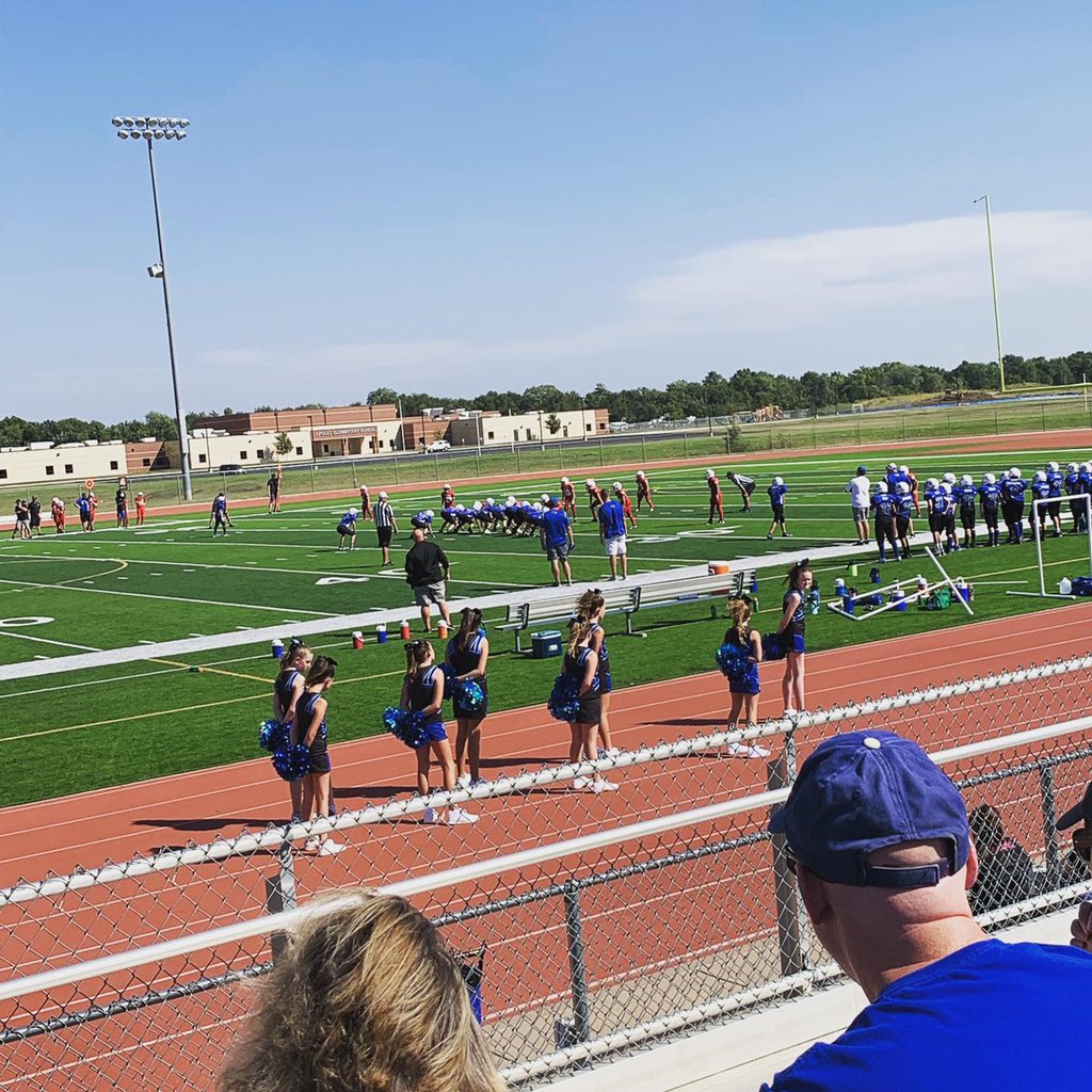 K_Fisher29's tweet photo. 🏈🏈 Enjoyed watching some of my students play football and cheer today! https://t.co/x4A1cFsf1H
