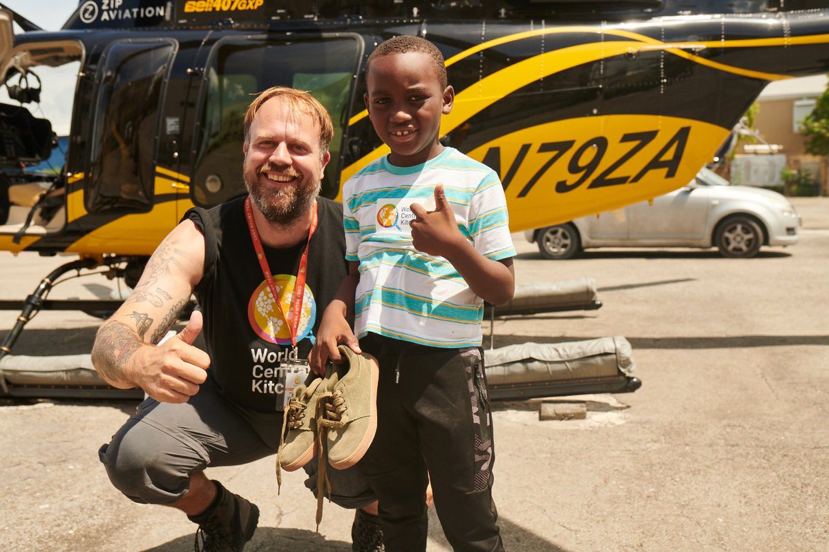 While we were loading sandwiches and fruit in the helicopter, this amazing young man Sa'van Francis came up and handed us a pair of his shoes. He asked if we would donate them to someone who needs them more than him. Consider it done, Sa’van! ❤️🇧🇸 #ChefsForBahamas