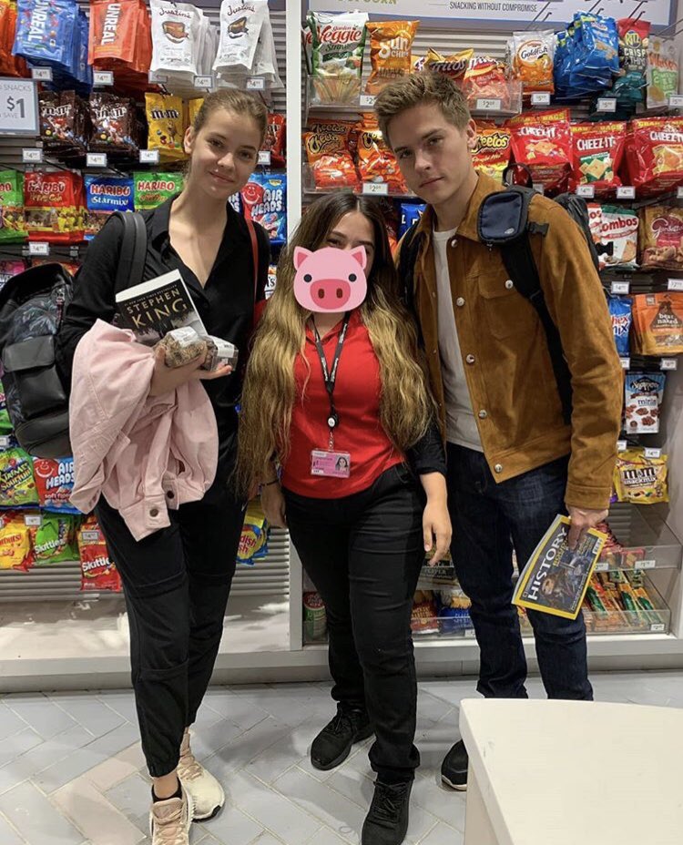 09/14/19 | Barbara Palvin, Dylan Sprouse and a fan. (© dylansprupdates)