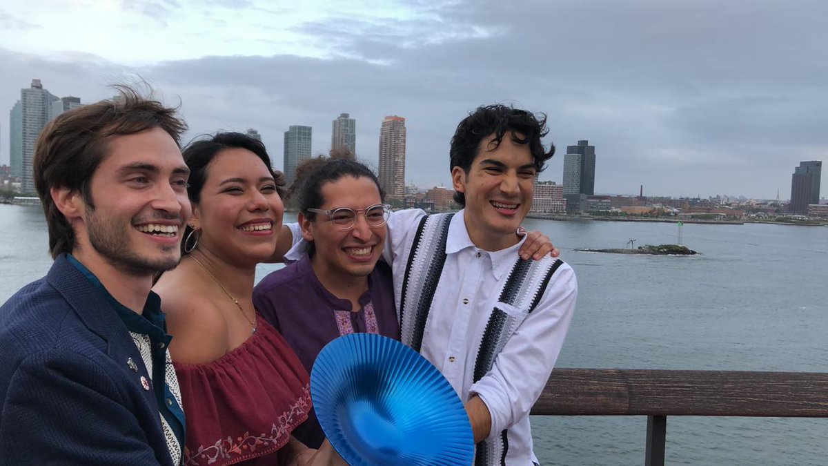 ConectaTECmx's tweet image. ¡Felicidades a Emiliano Iturriaga, Sebastián Muñoz, Diego Espinoza y Leslie Pérez, alumnos y egresados del @tecdemonterrey por ganar con su empresa #Rutopia, que promueve el turismo responsable y los viajes bio-culturales, el premio @Hultprize mundial!