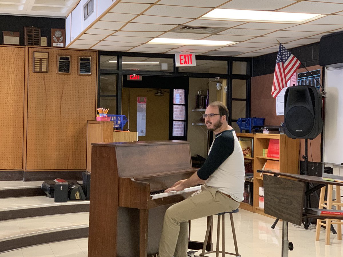 Enjoyed visiting the <a href="/navarro_vikings/">Navarro ECHS</a> choir and Mr. Wallner yesterday! <a href="/KodalyToday/">Kodály Today</a> #AISDGameChanger