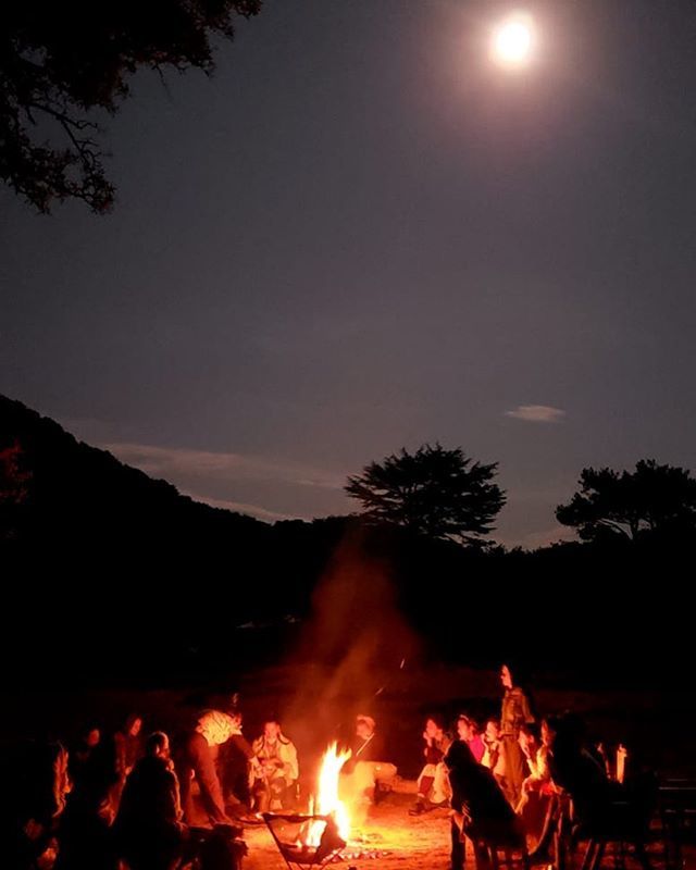 alimurat's tweet photo. Fullmoon Fire Ceremony 🔥🌕 #sacredfire #fullmoon @meyelbi TT Yoga Retreat 🙏🏻 https://t.co/Zexs8gAP51 https://t.co/ZAMtHeT7E5